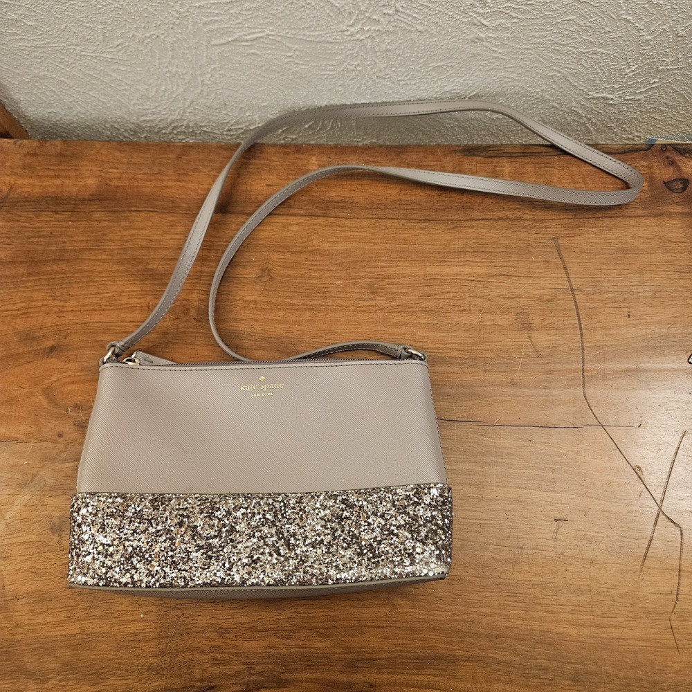Kate Spade Greta Court Ramey City Scape Grey Glitter Small Crossbody Bag